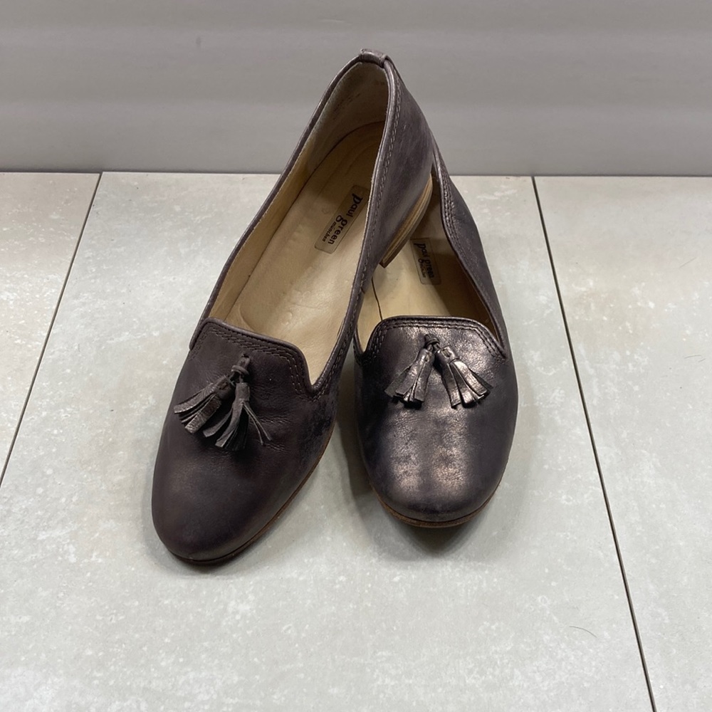 Loafers Paul Green flat Shoes  US 6.5  or UK size 4 Metallic Brown Tassel